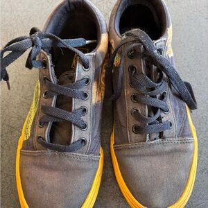 Vans Kids Sneakers in Black and Yellow